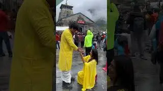 Proposed him at Kedarnath mandir 