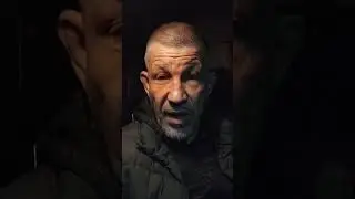 Пожилой отец.
