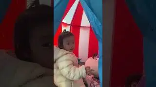 Greeting a patient before her check-up [Pediatric Dentist]