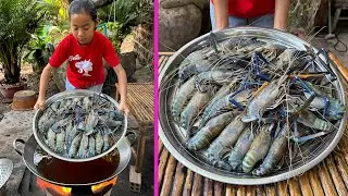 Smart girl Pich cook big shrimp with country style - Cooking with Sreypich
