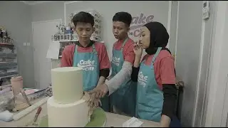 Kesulitan Dalam Pembuatan Cake Encato, Jendelanya Miring - CAKE AND THE CITY
