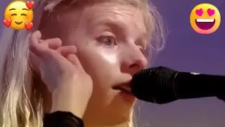REACTION to AURORA  - In Boxes (LIVE)