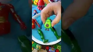 make an avocado man from liquid metal😍
