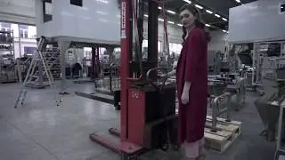 USHKAFF INDUSTRIAL - ЗАГЛЯНИ В УРАЛЬСКИЙ ШКАФ! часть 1
