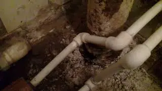 СОСЕДЕЙ НУЖНО СЛИТЬ ЧЕРЕЗ ЭТУ ТРУБУ.