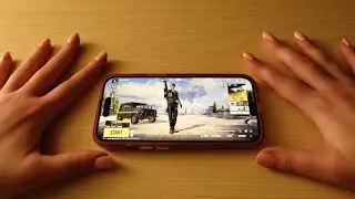 ASMR Playing PUBG Mobile + gum chewing