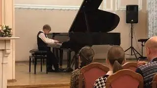 “Solfeggio” C.P.E. Bach.  Исполняет Серафим Киржацкий (8лет).