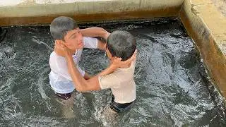 Max vs Ben Swimming pool Real wrestling | Fighting Kids | Mixed Wrestling