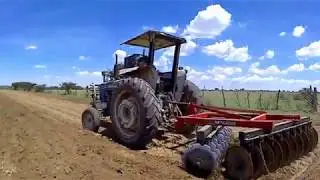 Aprendiendo a manejar tractor