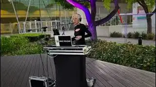 Maz Mazak Live