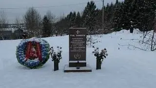 №253 ♨️ Село Дарна. Крестовоздвиженский храм. Сад  ПАМЯТИ. БОЖЕ, МИЛОСТИВ БУДИ ИМ ГРЕШНЫМ🕯