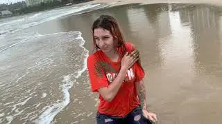 Elena and model Kristina oar boat orange jersey