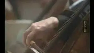 Gidon Kremer - Vivaldi's Four Seasons - Winter (I. Allegro)