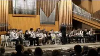 А. Хамперлинг.  Желтая река