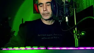 Олег Капралов - Ветер перемен (Мэри Поппинс, до свидания)/ Сотню лет и день и ночь вращается
