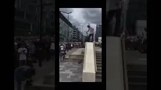 C’EST PAS PASSÉ LOIN !