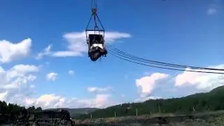 ПАДЕНИЕ ОГРОМНОГО КАМНЯ С ЭКСКАВАТОРА В ВОДУ