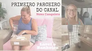 PRIMEIRO PARCEIRO DO CANAL | LAVEI O BANHEIRO | FUI NA ESCOLA DA VIC  COMPREI LIVROS E UNIFORME