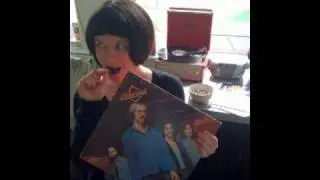 Zoey Van Goey - New Album Preview 1 - 'Propeller Versus Wings'