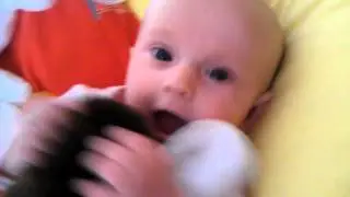 Oscar the Otter VS Lily Hyrjak