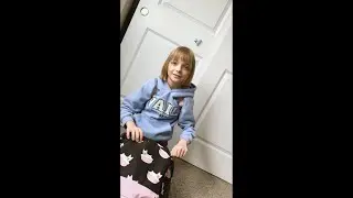 Американская школа / Что в рюкзаке