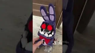 What in the FNAF 2… 
