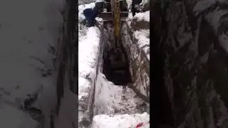 Спустился в котлован