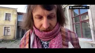 Откуда у Камрада 10й айфон :