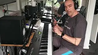 How to use multiple keyboards and layers to enrich sound
