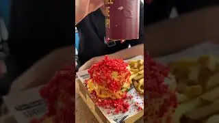 Вкусный бургер😋
