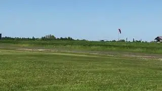 Gusting crosswind landing fun
