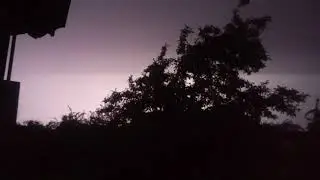 Тут гроза среди ночи началась