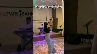 Süper oynuyor 
