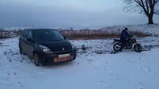 Катание по льду на мото Stels Flame