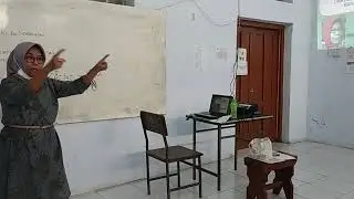Dra.HARTINI XI TKR PKK (PRODUK KREATIF DAN KEWIRAUSAHAAN) PKG 2022/2023