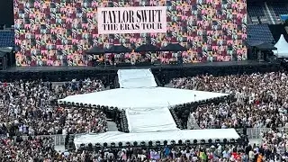 Taylor swift eras tour live!  Love story