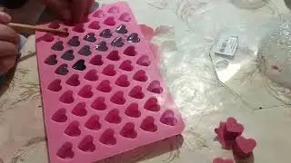 Символические сердечки. 