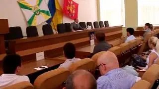 За увольнение Михаила Кумока с должности директора ТРК проголосовало 45 депутатов