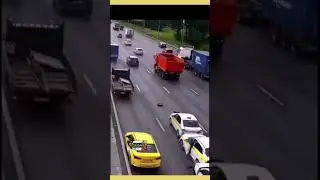 Потерянное колесо создала крупную аварию!!!