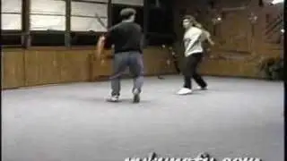 3 Sectional Staff vs.Shield and Broadsword - Kung Fu Weapons