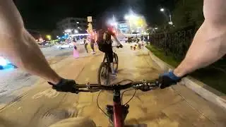 От заката до рассвета: по ночной Москве на велосипеде
