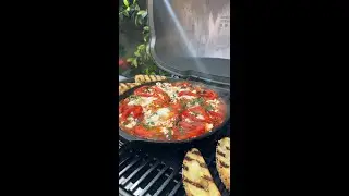 Baked Eggs on the Weber Q! #feedyourqriosity #weberq #camping #bakedeggs #asmr