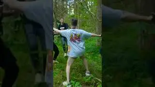 Влад А4! Влад А4 играет с дикой обезьяной 