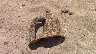 Евпатория.  Вот,что можно найти на дне моря возле пляжа. 14. 07. 22г.