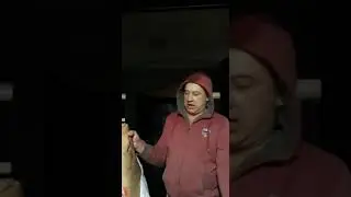 Охотник муж перепутал зайца 😀😀