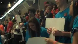 FOTO Sign Dance
