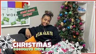 Decorating My Christmas Tree *Christmas decorate with me* | VLOGMAS | LexiVee03