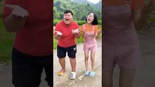 Unexpected Slipper Prank😂🩴