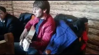 Усиша один Пацан поет