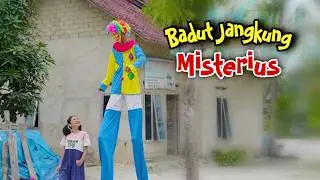 MARKONAH BERTEMU BADUT JANGKUNG MISTERIUS